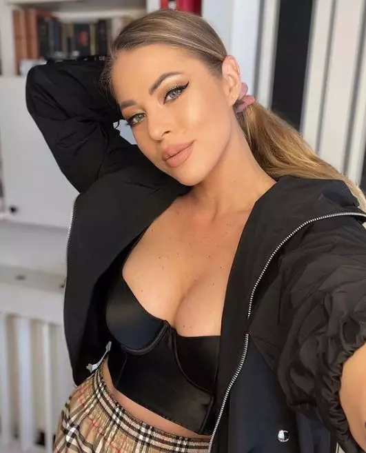 roxana nemes 1