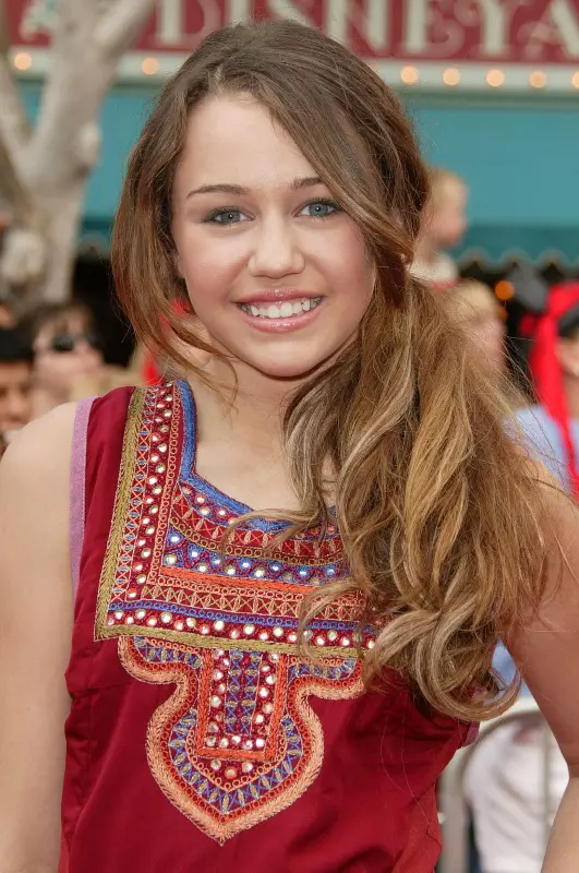 miley1_01.jpg