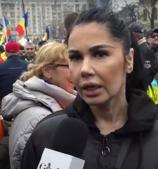 oana zavoranu 5