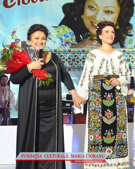 leontina-vadida-si-camelia