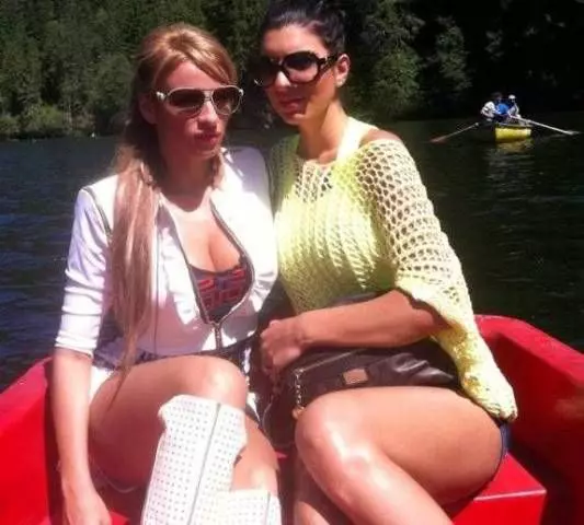 Andreea Tonciu Sanziana