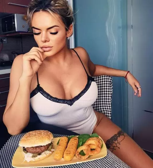 simona-hapciuc-survivor-1