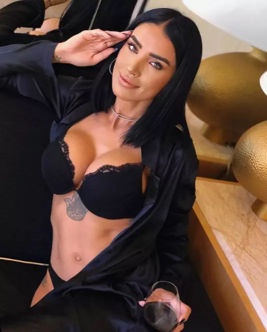 adelina pestritu 2