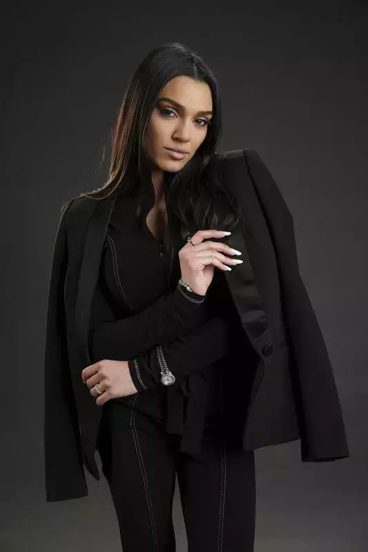 karmen-simionescu-1