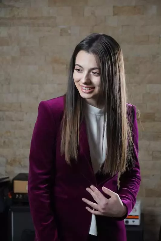 lau7