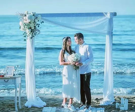 Flick-s-a-căsătorit