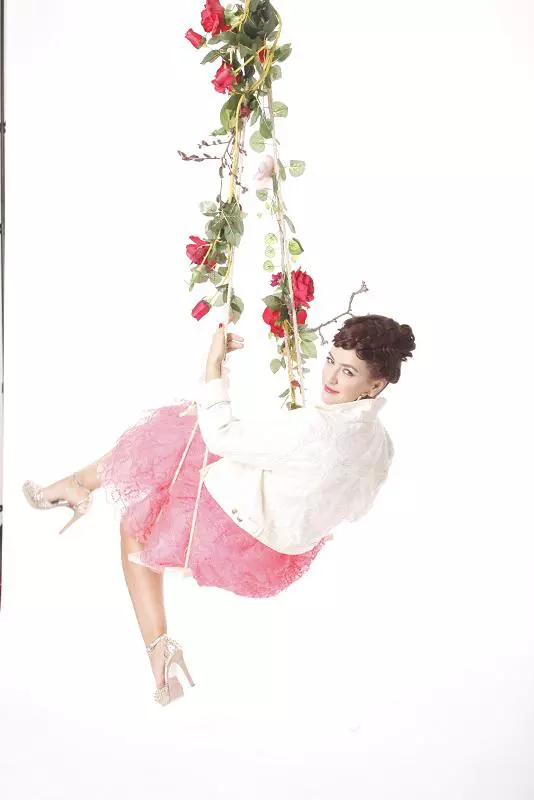 Rona Hartner, VIVA! aprilie 2013, foto Ciprian Strugariu