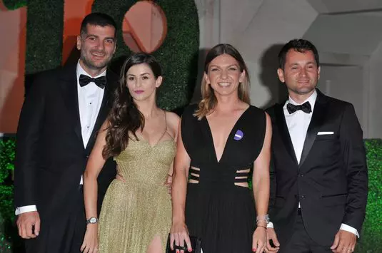 Simona jucatoare de tenis