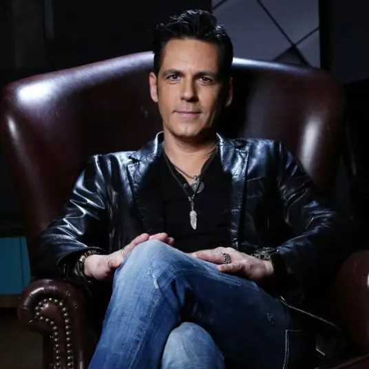 Ce-studii-are-Stefan-Banica-4