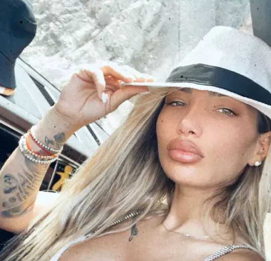 ana-dobrovie-survivor-5-1