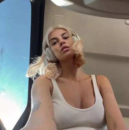 laura-giurcanu-survivor-8