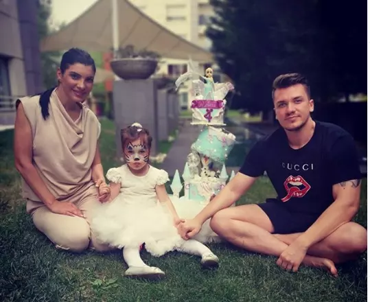 Andreea-Tonciu-îsi-amenință-soțul-că-îl-lasă-pentru-un-turc.-De-ce-ar-vrea-să-bage-divorț-6