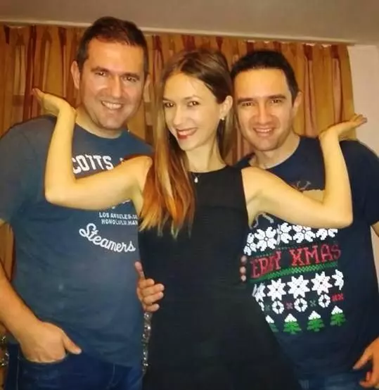 stiai-ca-adela-popescu-mai-are-doi-frati-fanii-au-ramas-uimiti-cat-de-mult-seamana-cu-fratele-mai-mic_5