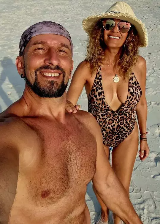 anca turcasiu si calin serban in thailanda