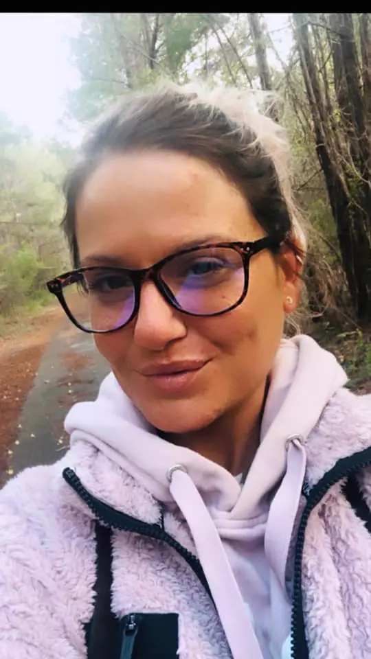 Charlotte-fiica-lui-Ilie-Nastase-si-a-facut-cont-pe-o-platforma-pentru-adulti.-6