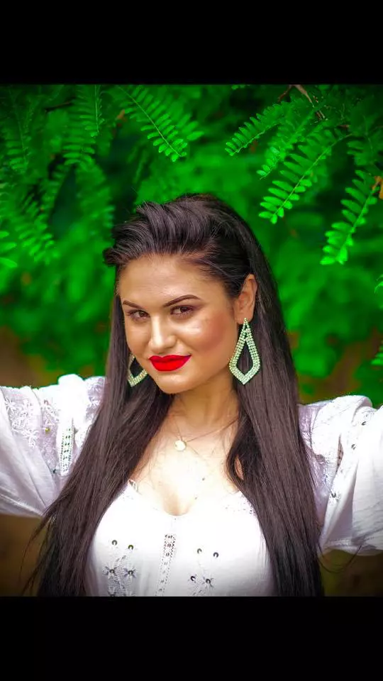 Alina Popa