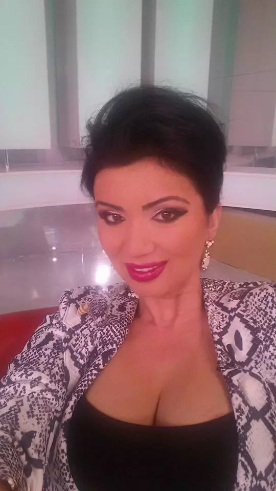 Adriana Bahmuteanu 4