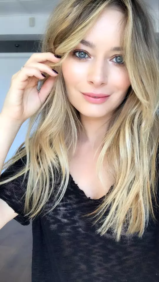 Laura Cosoi 3