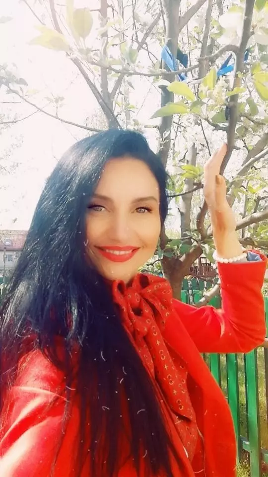 silvia-chifiriuc-iubit-italian-5