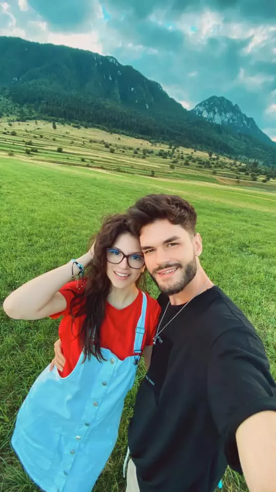 edward-sanda-connect-r-5