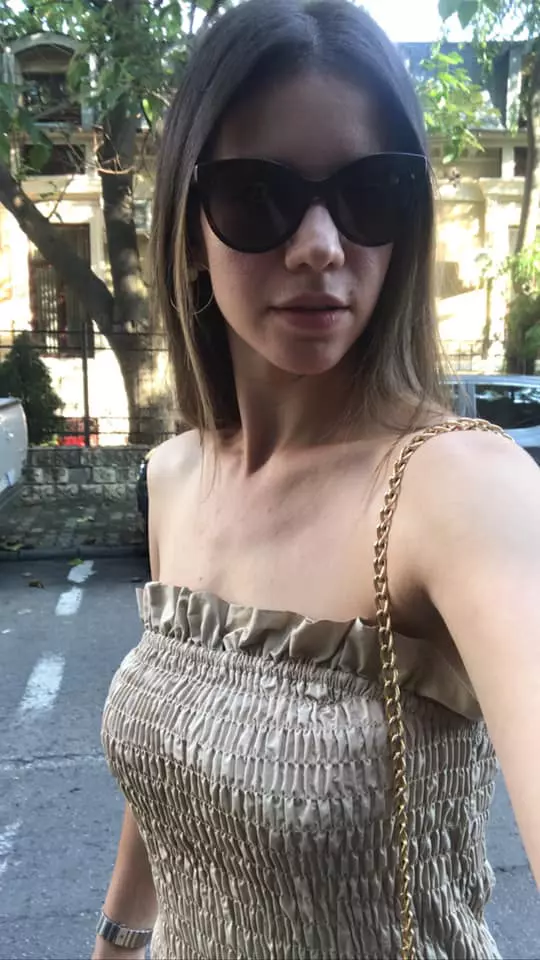 ada-condeescu-3