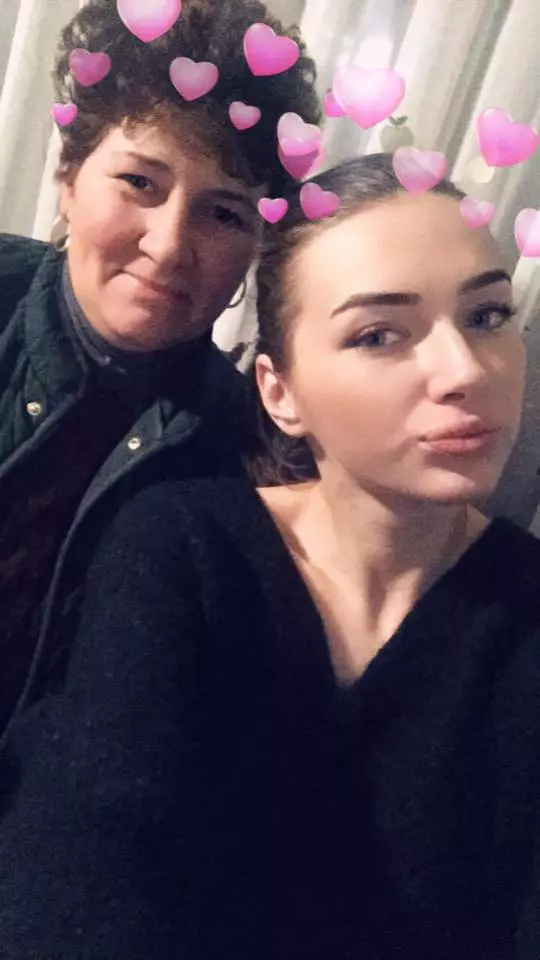 iustina-insula-iubirii-parinti-2