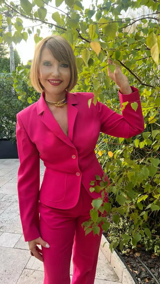 marina almasan 22