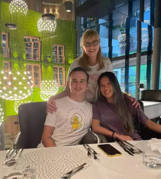 laurentiu-reghecampf-prima-sotie-7