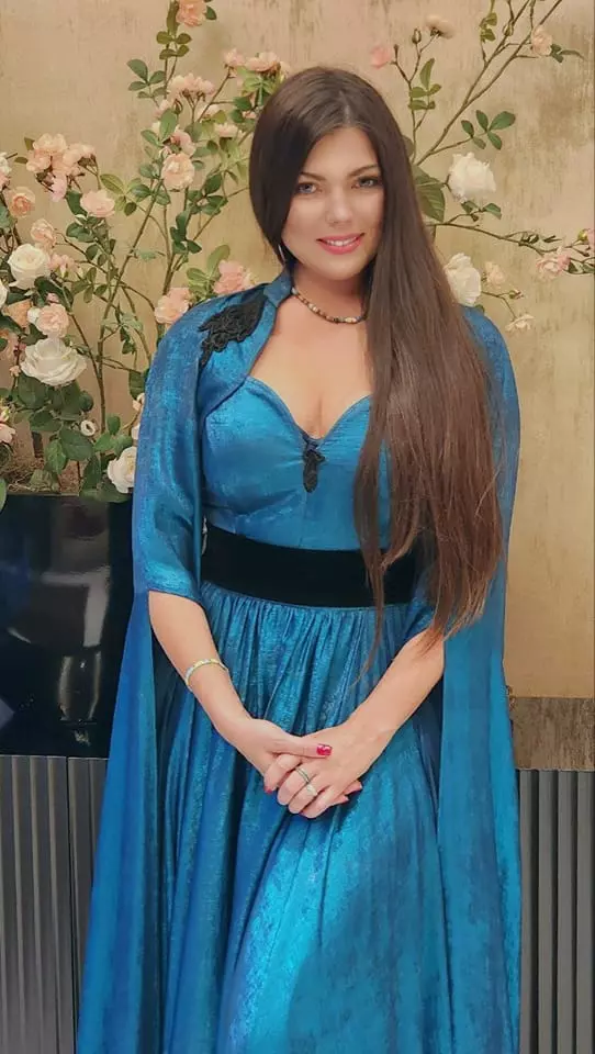 clipe-de-cosmar-pentru-paula-seling.-agonia-acestor-zile-a-fost-extrem-de-consumatoare-5