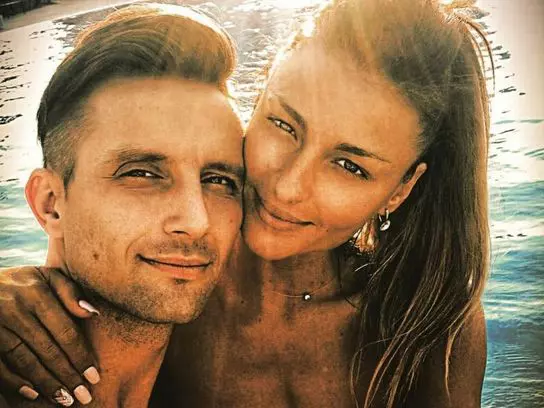 Elena-Marin-Survivor-ceruta-in-casatorie-11