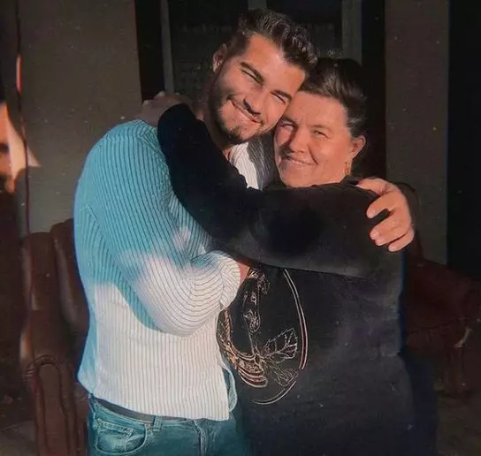 cine-este-tatal-lui-culita-sterp-3