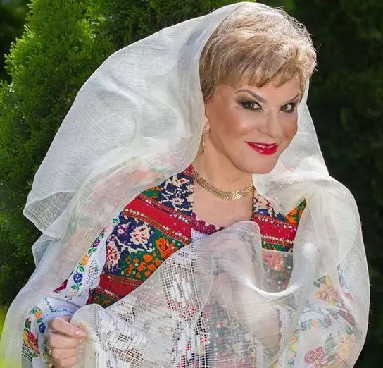 Ionela-Prodan-parastas-5