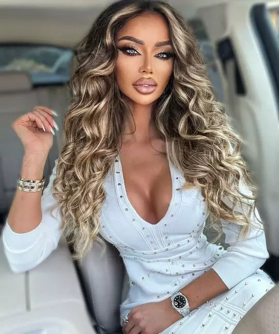 bianca-dragusanu-este-oficial-o-femeie-singura-4