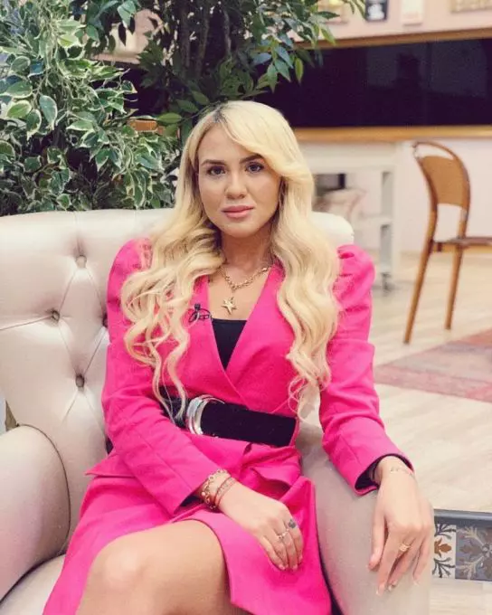 Ramona-Puterea-Dragostei