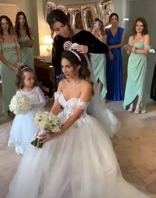 Liviu Vârciu și Anda Călin au fost nasi de cununie