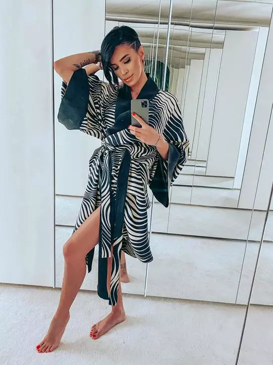 adelina isi arata casa