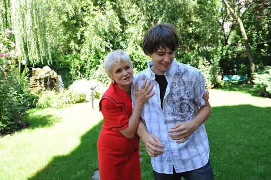 Fiul Monicai Tatoiu, Victor