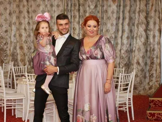 79906867_2548850838497437_1905046457971376128_n