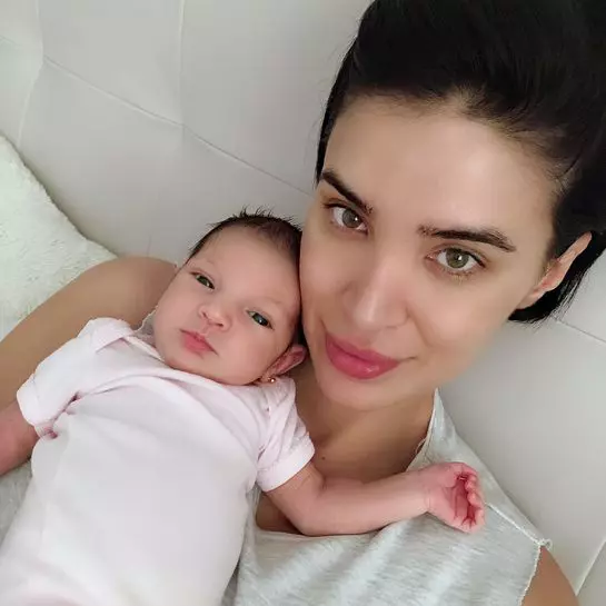 adelina pestritu si fiica 3