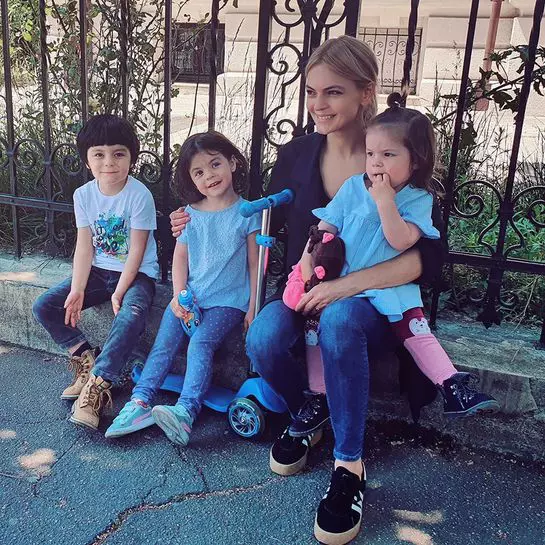 lavinia-petrea-sarcina-1