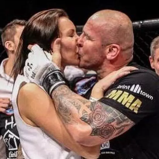 catalin-zmarandescu-si-sotia-lui-luiza-familie