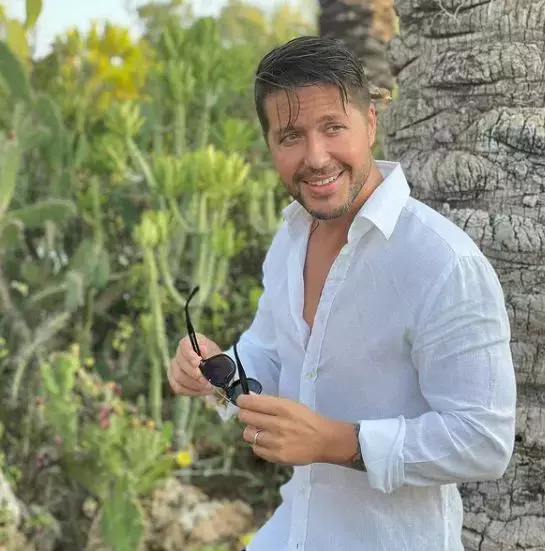 Jorge-si-a-inselat-sotia-2