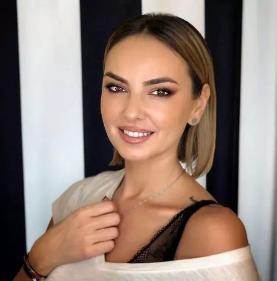 roxana-ionescu-insarcinata-1