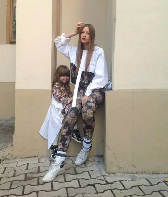 iulia-albu-si-fiica-sa-1