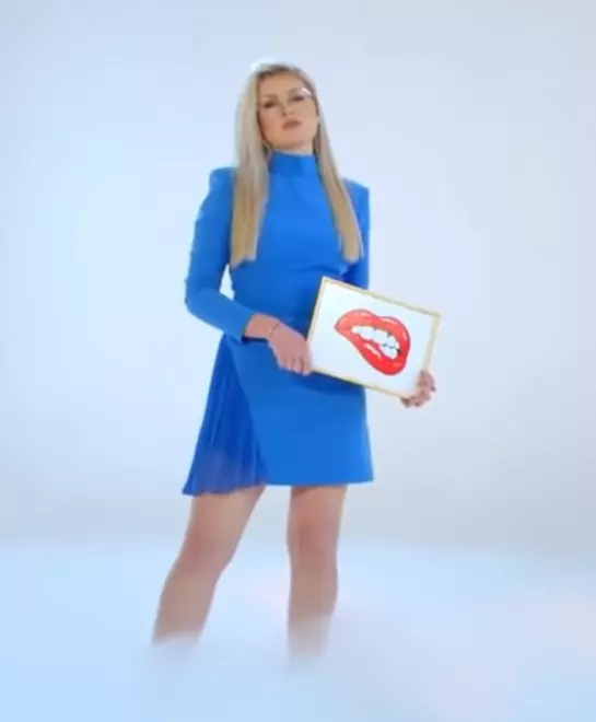 Sabrina-Larisa-Imbrea-4