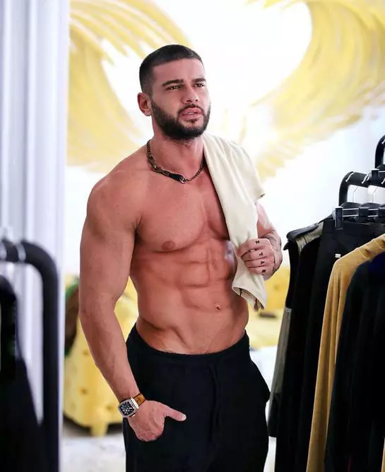 dorian-popa-52043222-1687778457988444-1129573100313116672-n