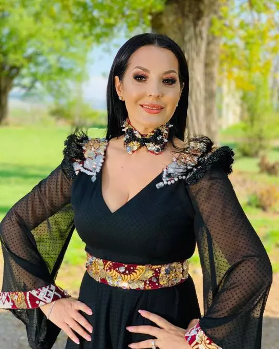 Angela Rusu însărcinată