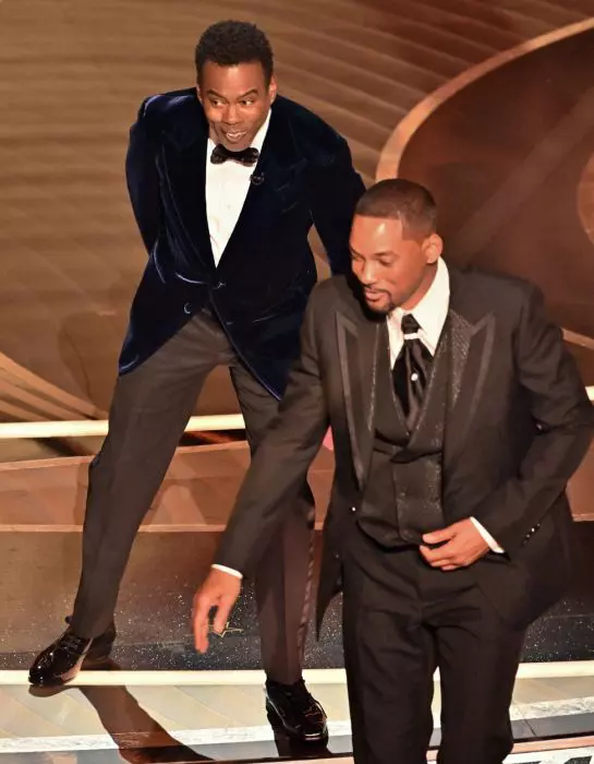 Chris Rock, pregătit să meargă mai departe după palma primită de la Will Smith 2