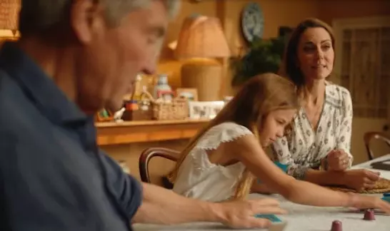 Imagini rare din sufrageria boemă a Prințului William și a lui Kate Middleton (4)