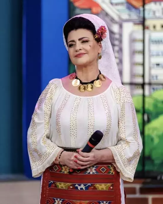 steliana-sima-300